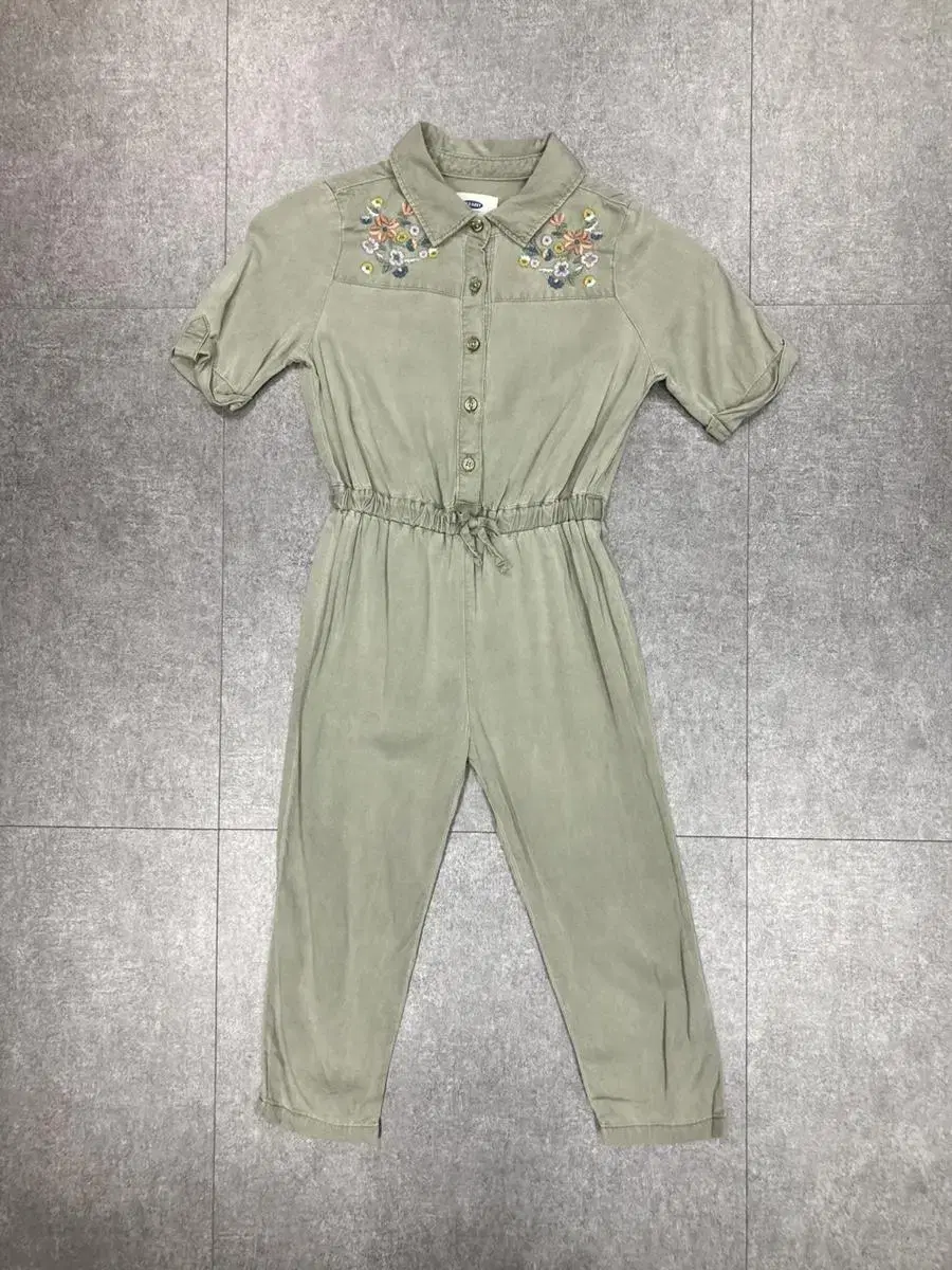 (100)Old Navy Khaki Jumpsuit 3T