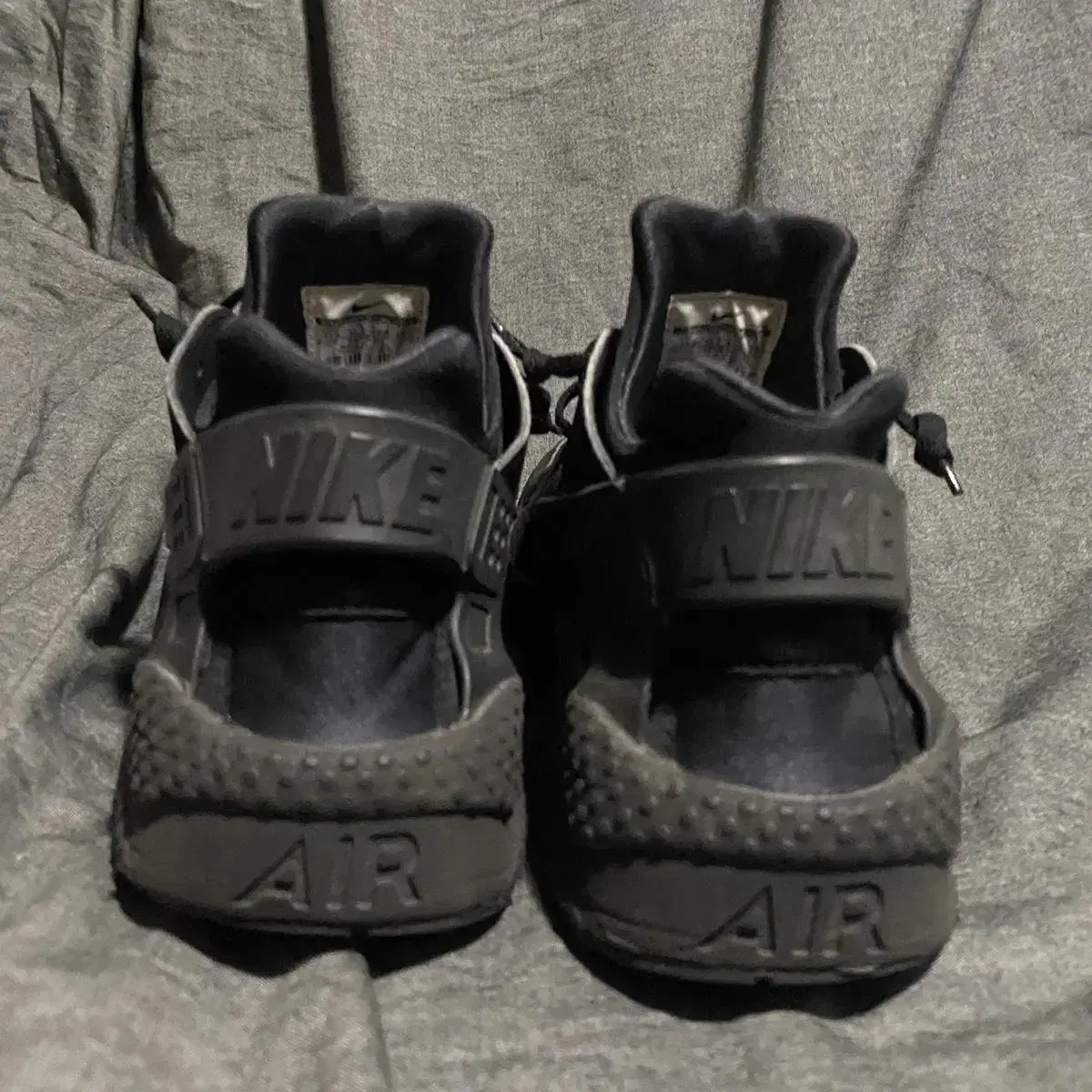 Nike Air Huarache Triple Black Sz 10.5