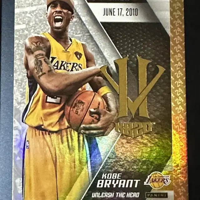 NBA 코비 브라이언트 탑스크롬 1996 루키카드 BGS 9.5