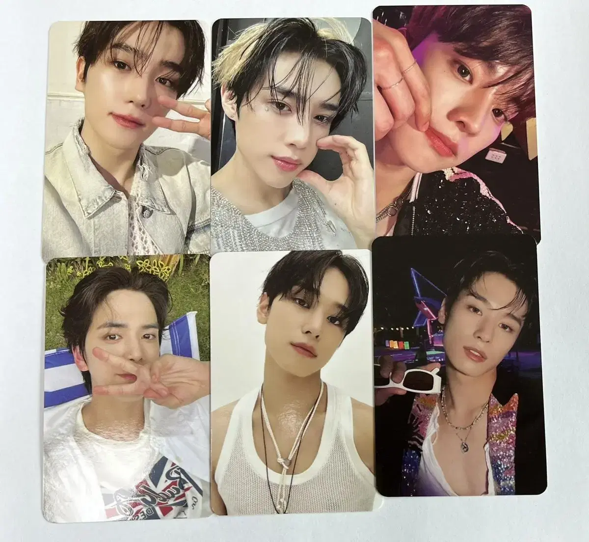 I'm selling The Boyz' 2nd album photocard 6 copies bulk 