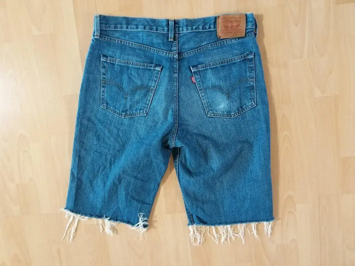 Men's Levi's 502 Limited Edition Jeans (35)