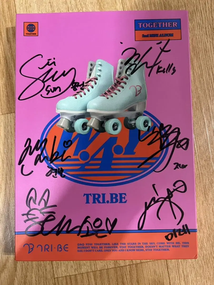 Written by TRI.BE sign Album