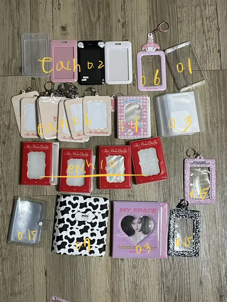 Photocard holder Transparent My Melody ive Daiso Cow Collectbook collect book collectbook wts Sells