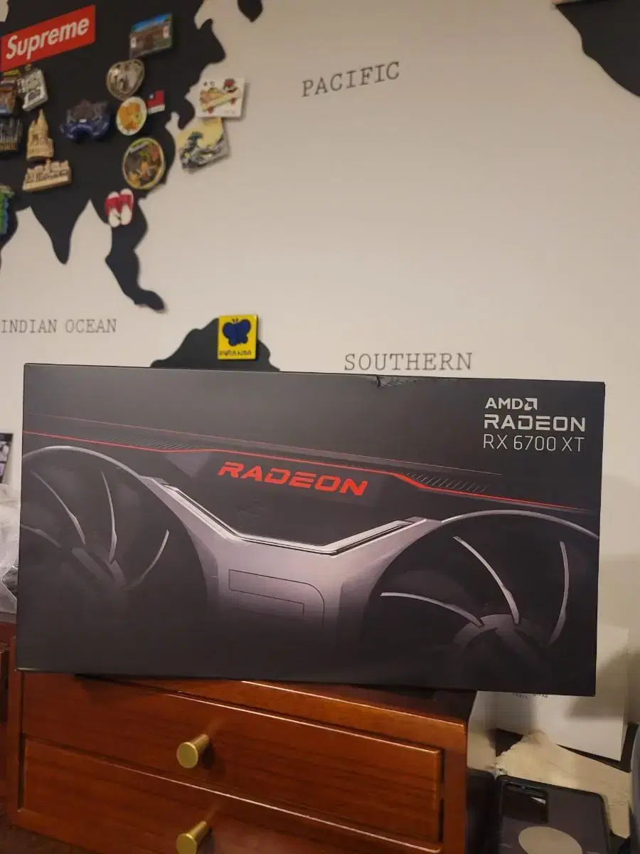 AMD Radeon 6700xt