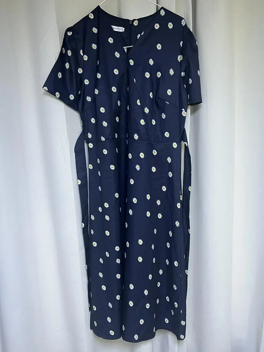 New arrivals Daisy Navy ONEPIECE