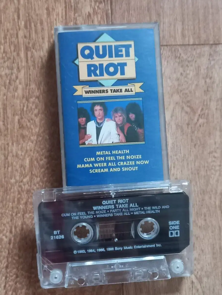 quiet riot 수입 카세트테이프