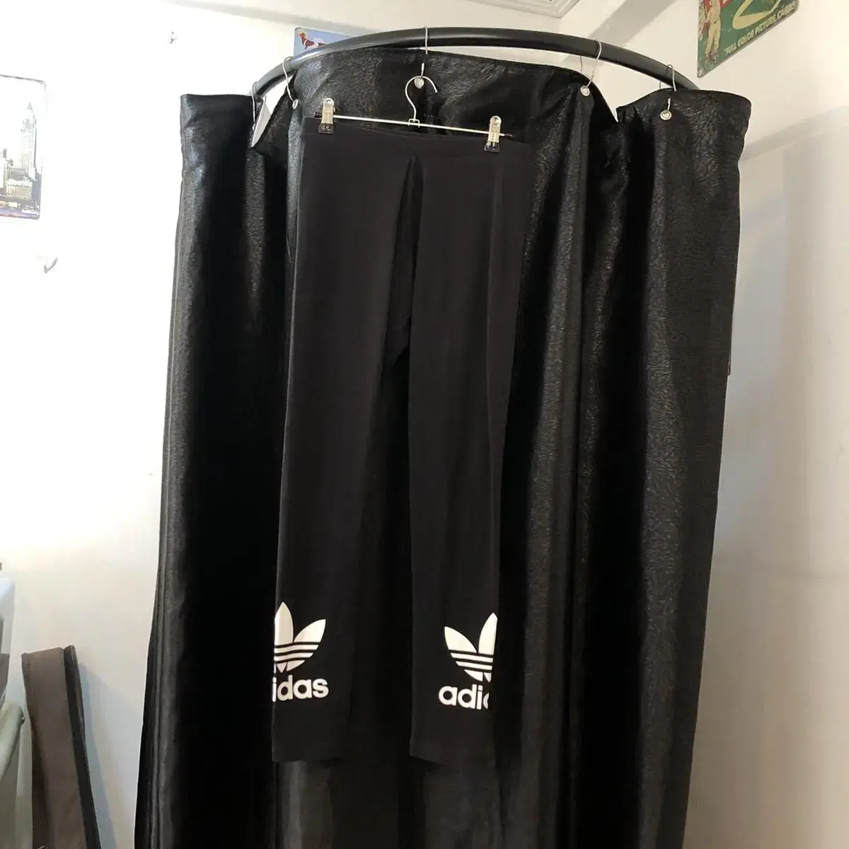 Vintage Adidas black leggings