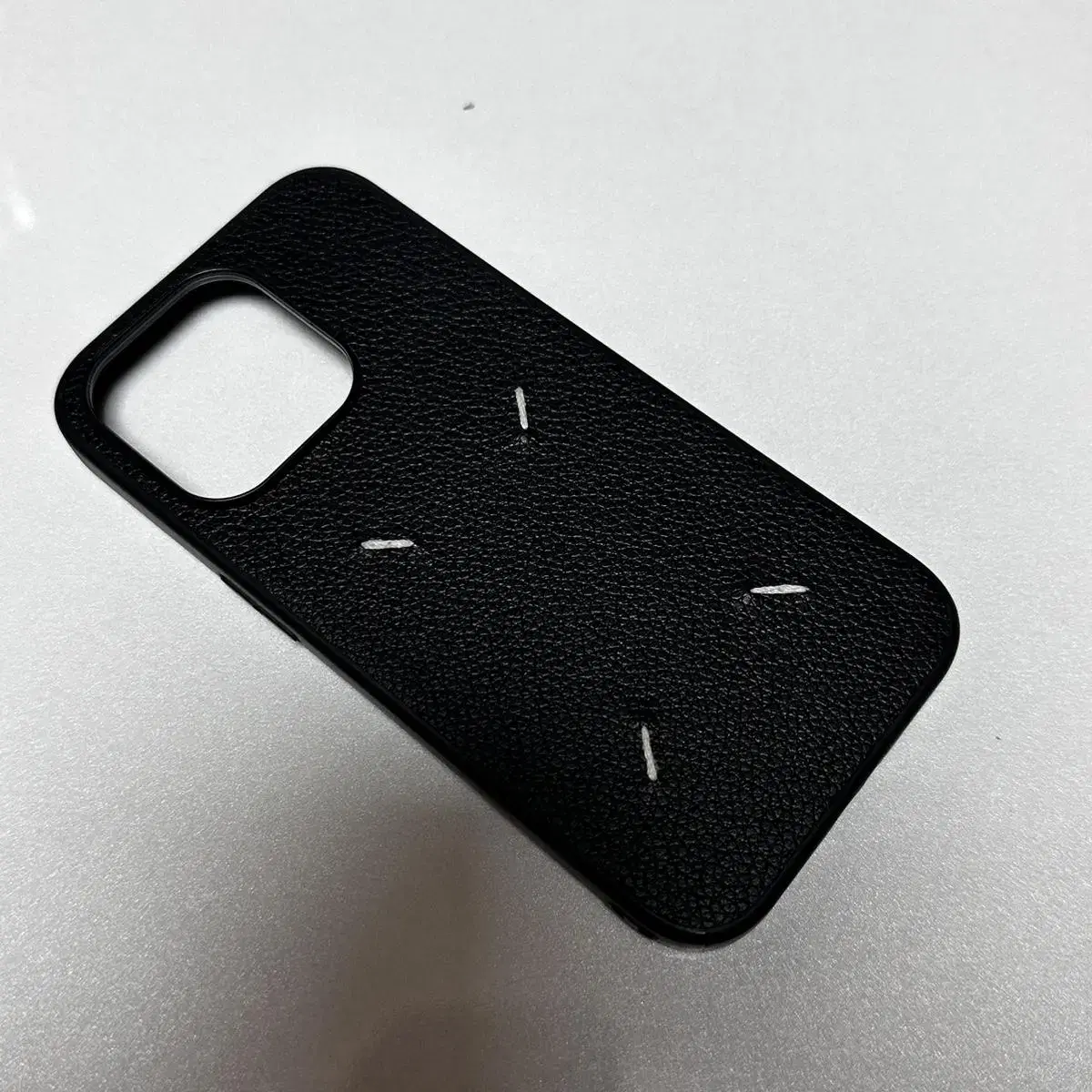 iPhone 14 Pro case