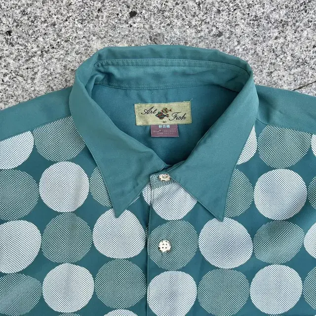 80s vintage dot pattern resort shirts