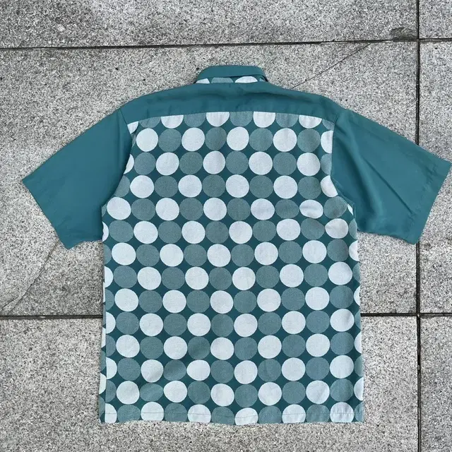 80s vintage dot pattern resort shirts