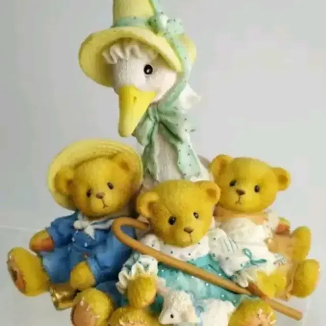 체리쉬드 테디즈 Cherished  Teddies