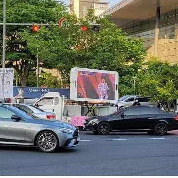 선거차량용 140인치 LED 차량용 광고판(광고판만) 판매합니다.