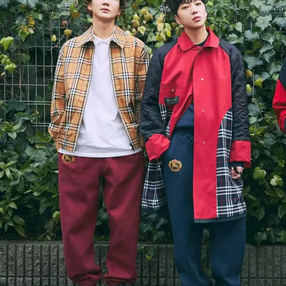 [m] 버버리 18fw 아카이브 자수 로고 조거팬츠 바지