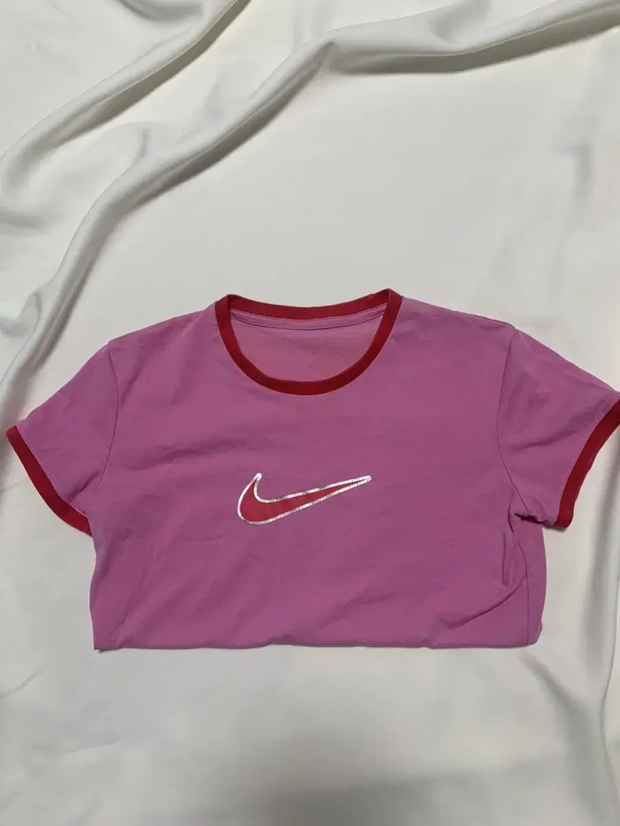 Nike Hot Pink Vahn