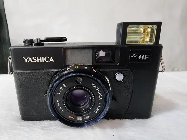 YASHICA 35MF