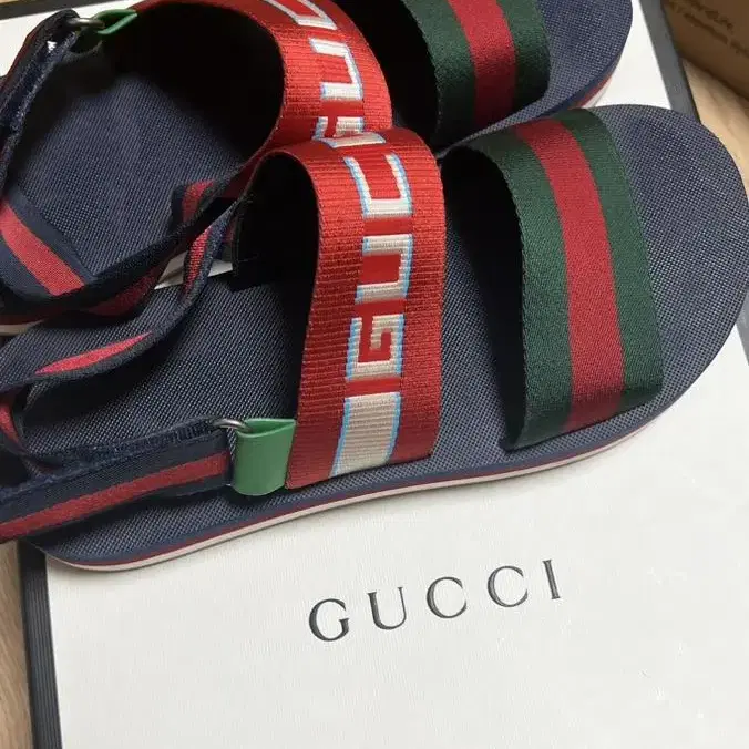 gucci 구찌 샌들 275