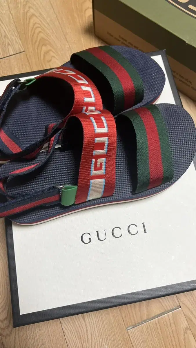 gucci 구찌 샌들 275