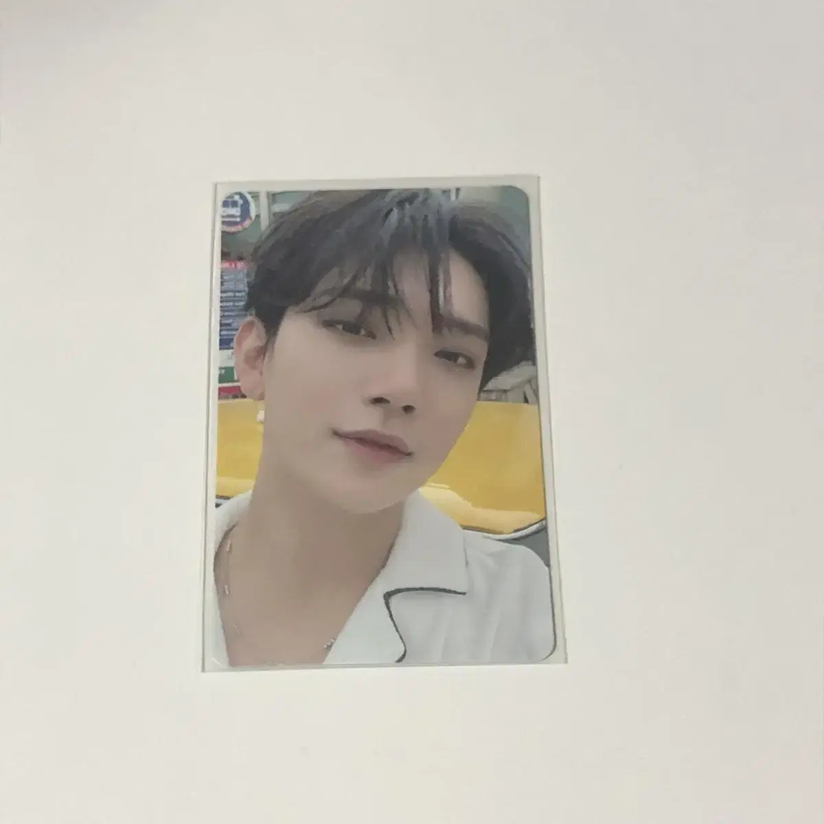 Source) joshua Sector 17 weverse japan photocard Enul o