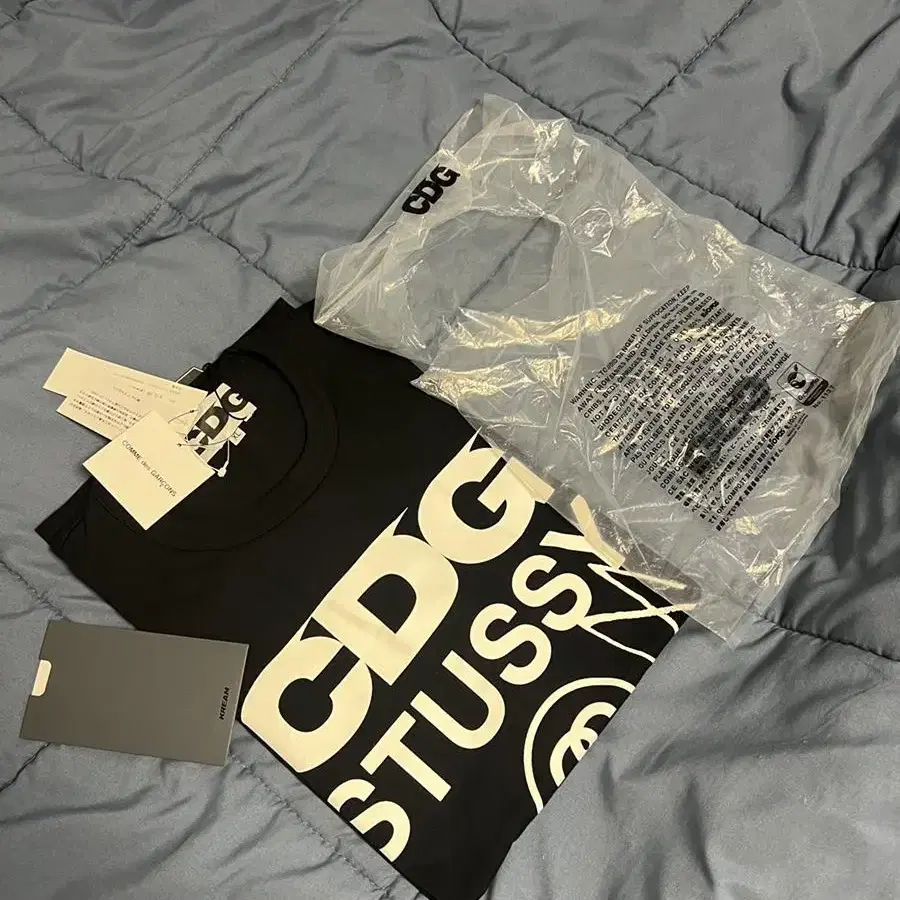 CDG x Stussy T-shirt black 새상품