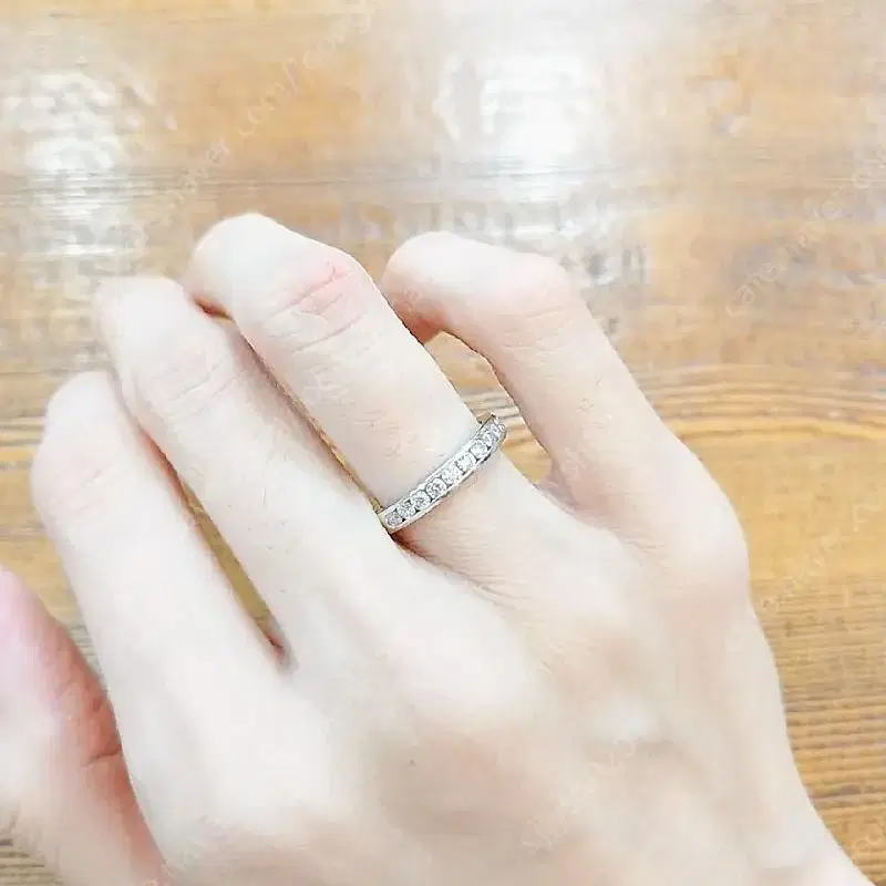티파니앤코 매장가735만)티파니 채널세팅 다이아 플래티늄 반지.가드링/3mm 사진 4