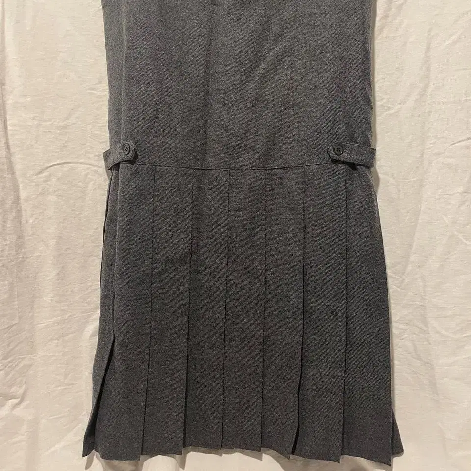 vintage button pleats dress