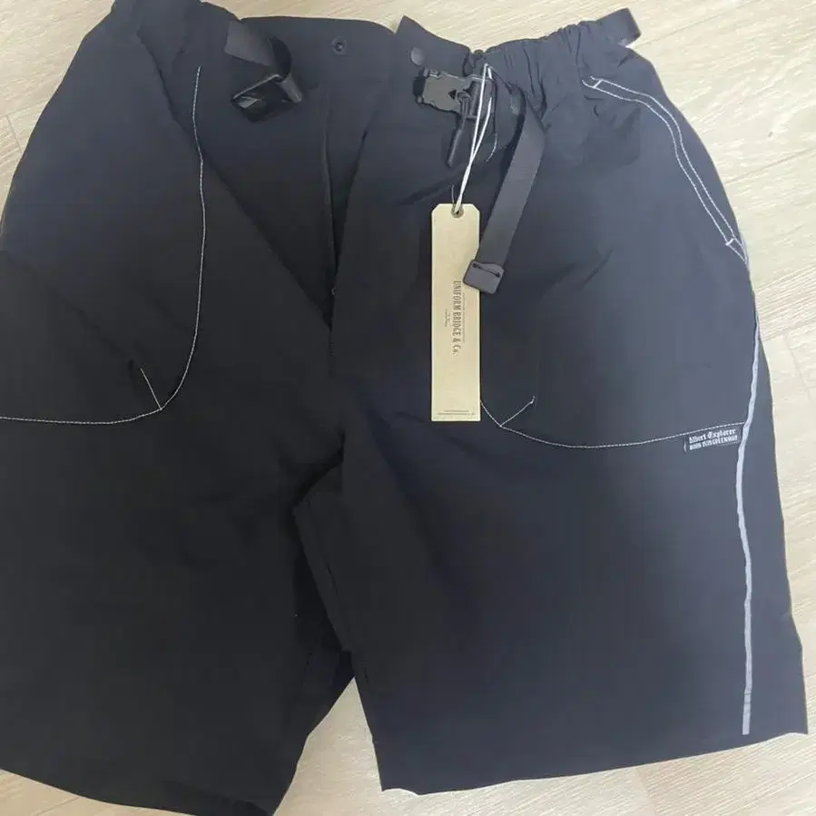 유니폼브릿지 쇼트 팬츠 strap stitch short pants