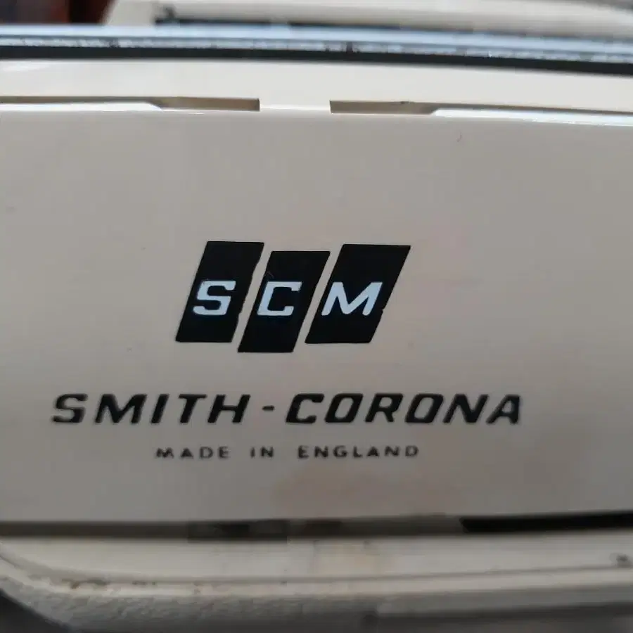 SCM SMITH CORONA 타자기