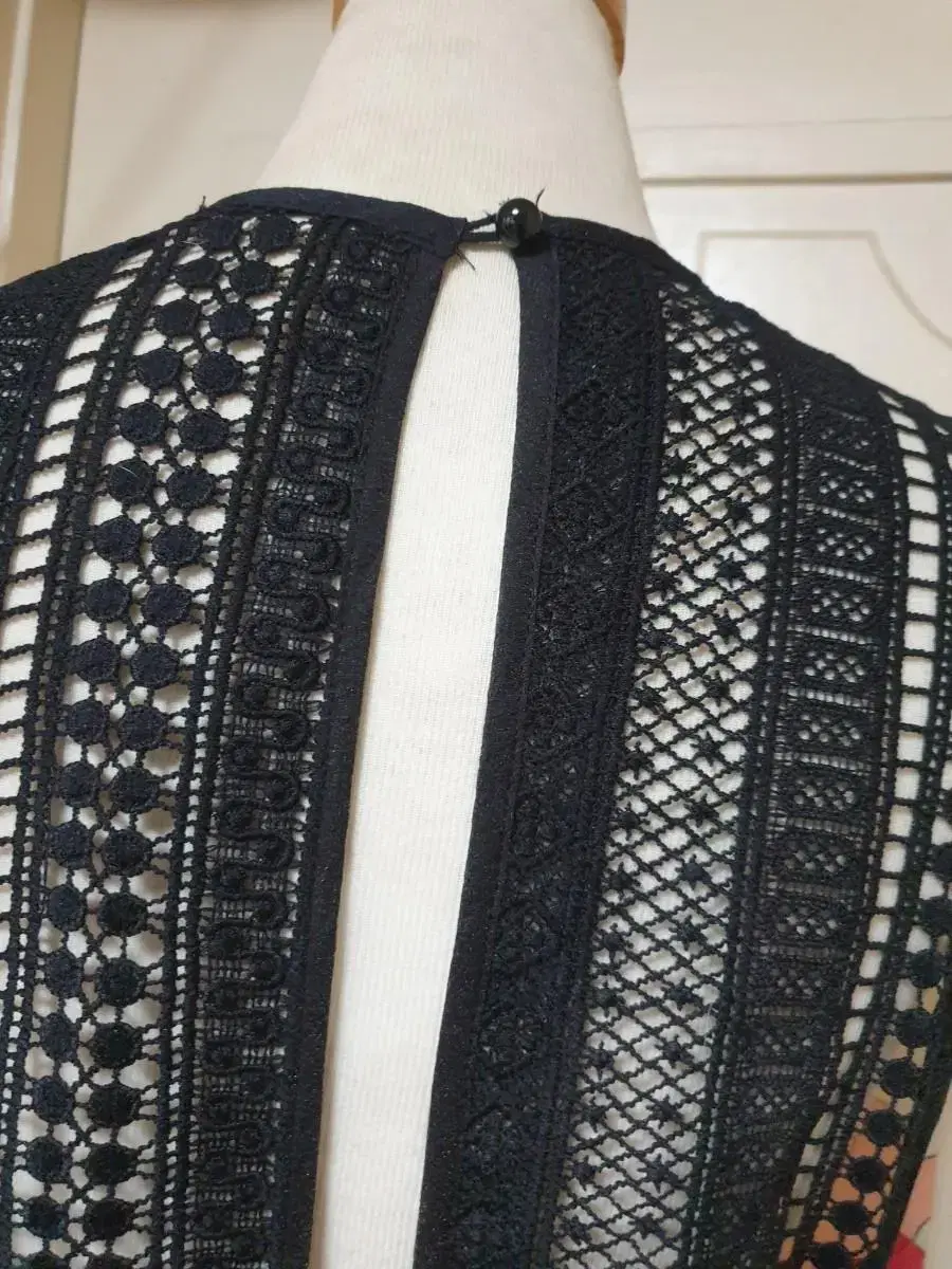 Product Details - 6
