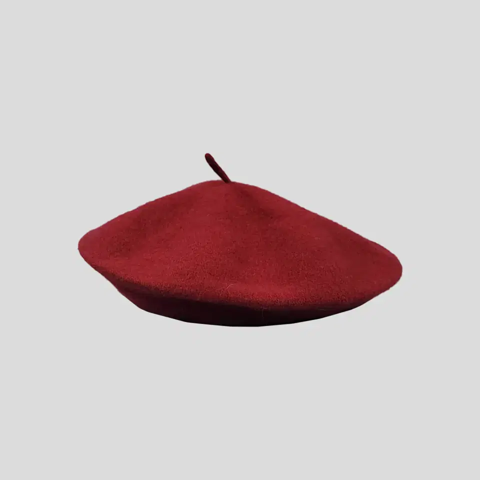 Vintage burgundy wool 100% Simple minimalistic round top hat beret FREE