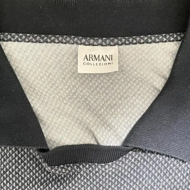 Armani 반팔티