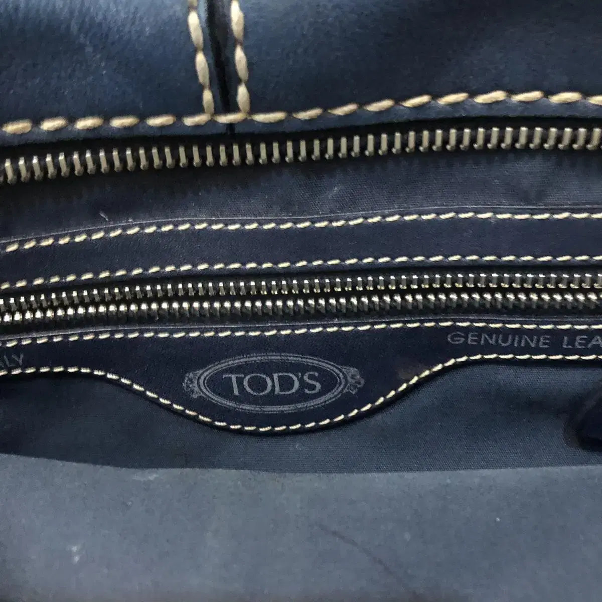 Vintage TOD'S foreboding  blue leather