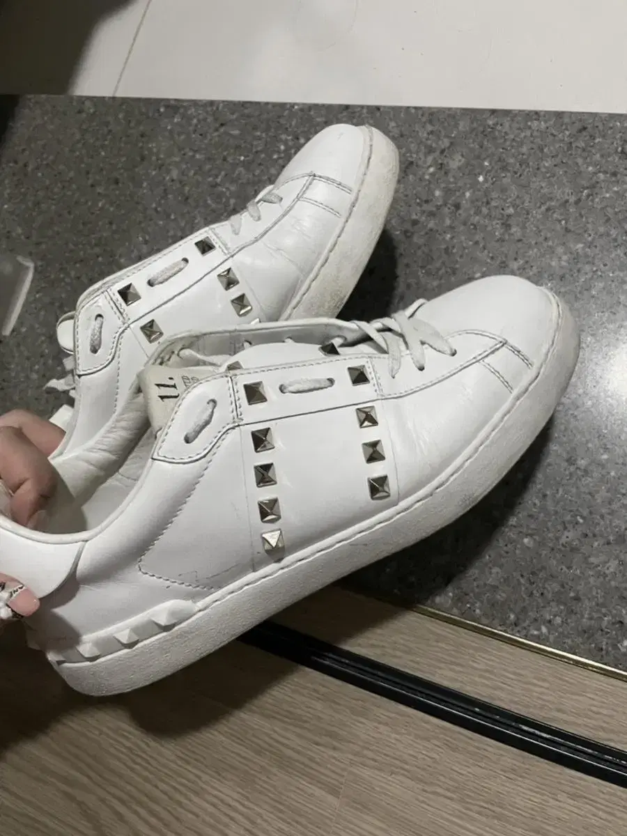 Valentino Rockstud Sneakers Size 40