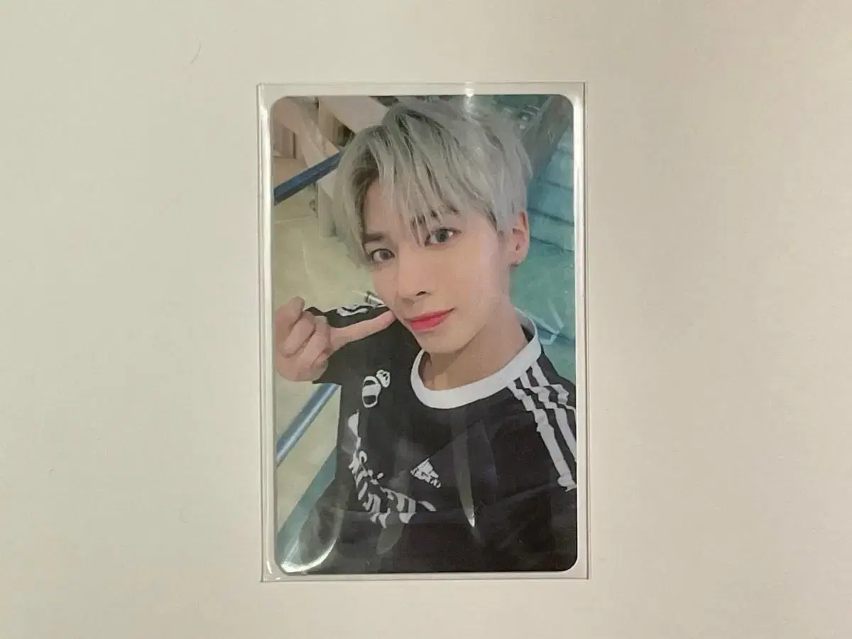 Tubatu Ballcock taehyun Frieze ld photocard txt