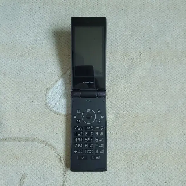 외산 NTT docomo SH-03E 블랙 소장용폰