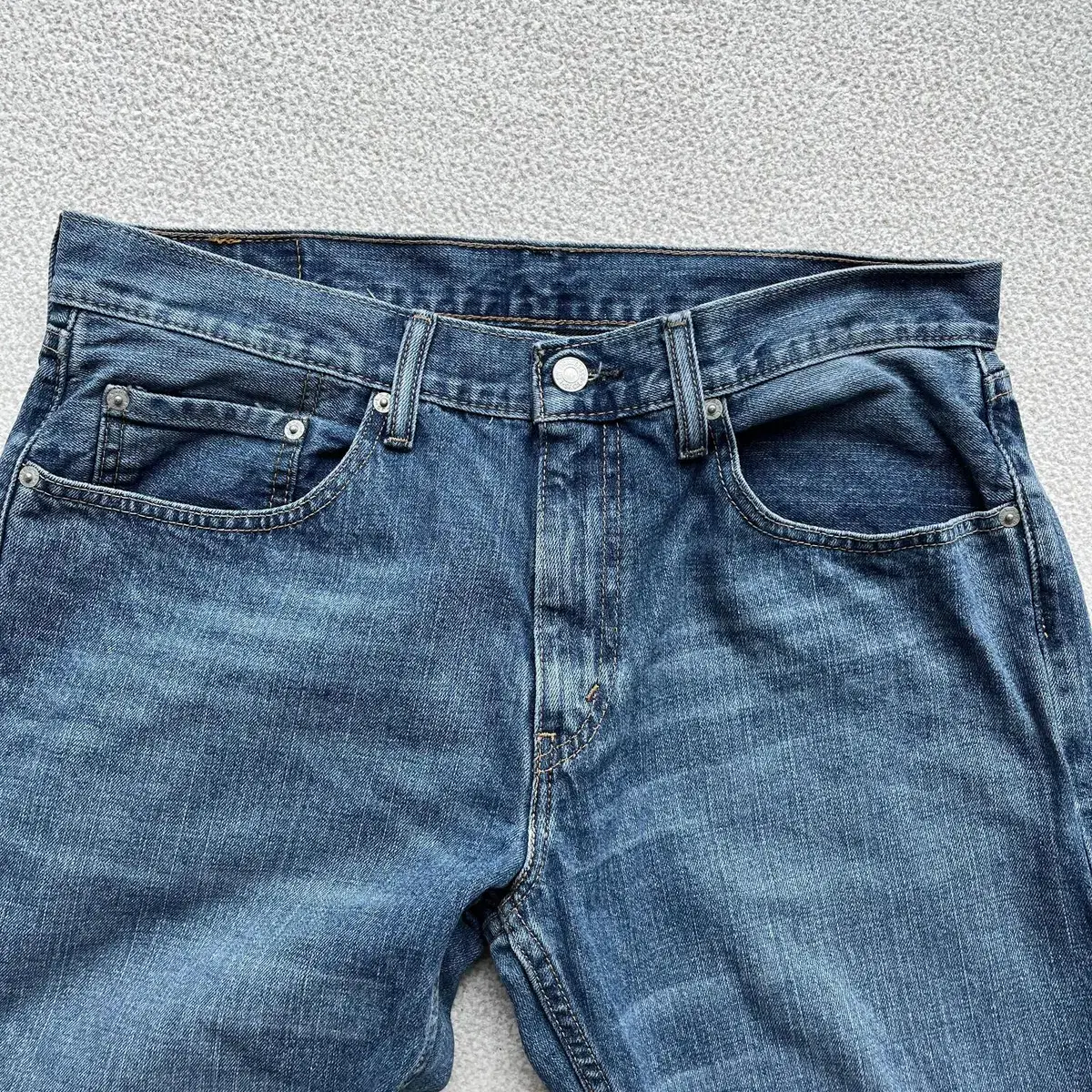 levi's vintage 559