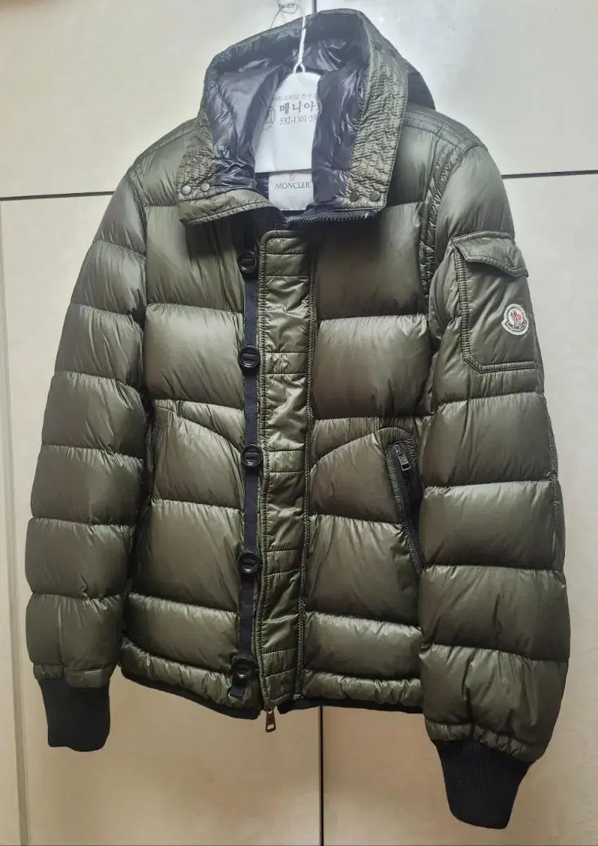 [Genuine] Moncler Lightweight Padded Jacket 5 (Unisex) Limited Edition