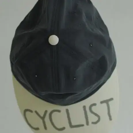 dress cyclist cap 판매 합니다. adresser neat