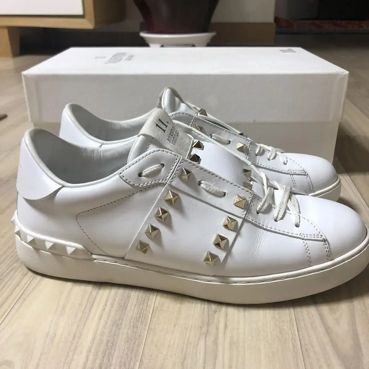 Valentino men's Sneakers41