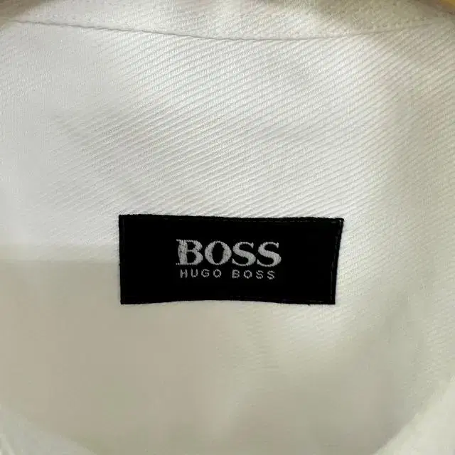 110 HUGO BOSS 휴고보스 화이트 셔츠 남방