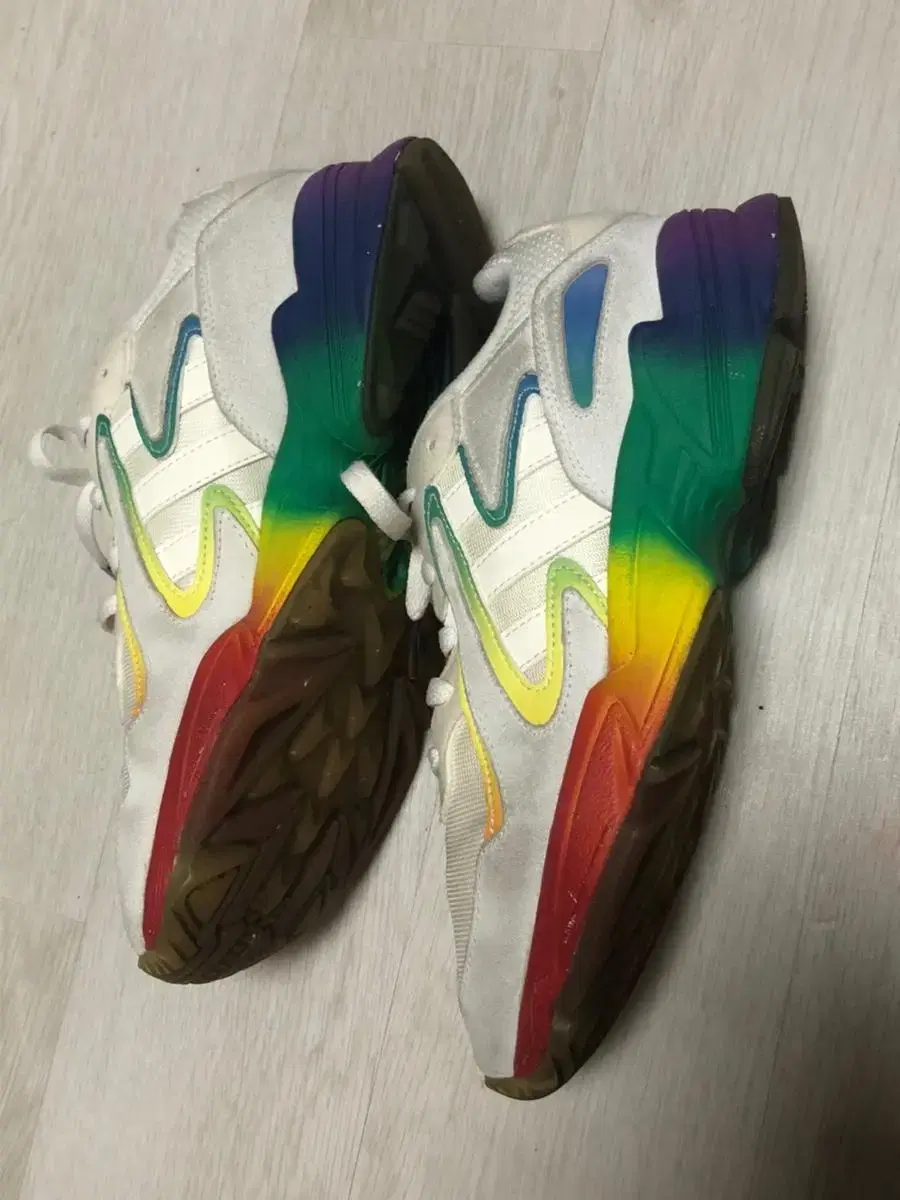 Adidas Rainbow shoes 아디다스 운동화 무지개