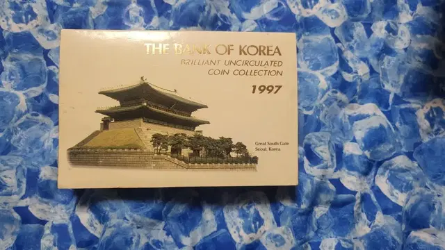 1997년 민트세트 케이스입니다 상태 양호해요