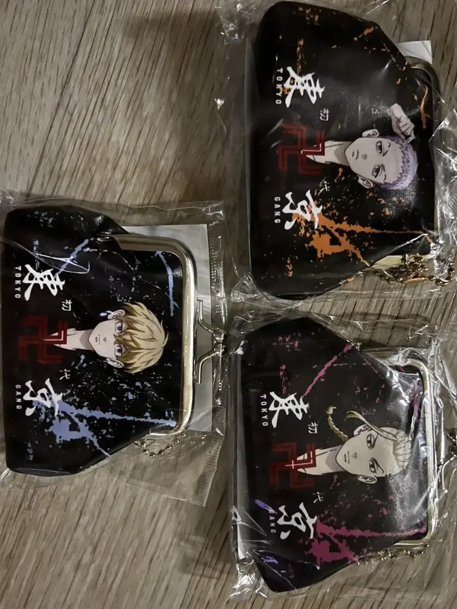 Tokyo Revengers Coin Purse sells