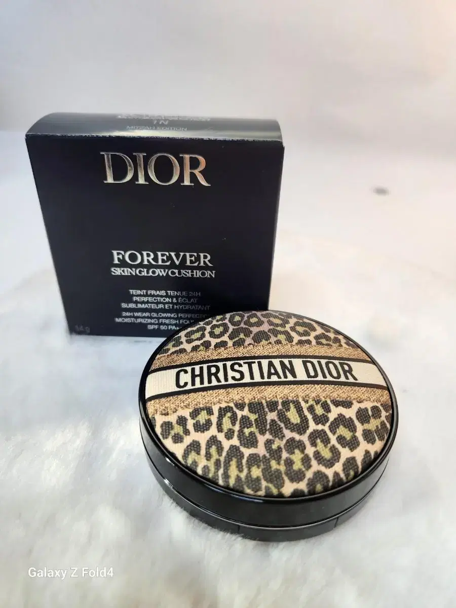 Dior Forever Glow Cushion Mitsa Edition (1N,00)