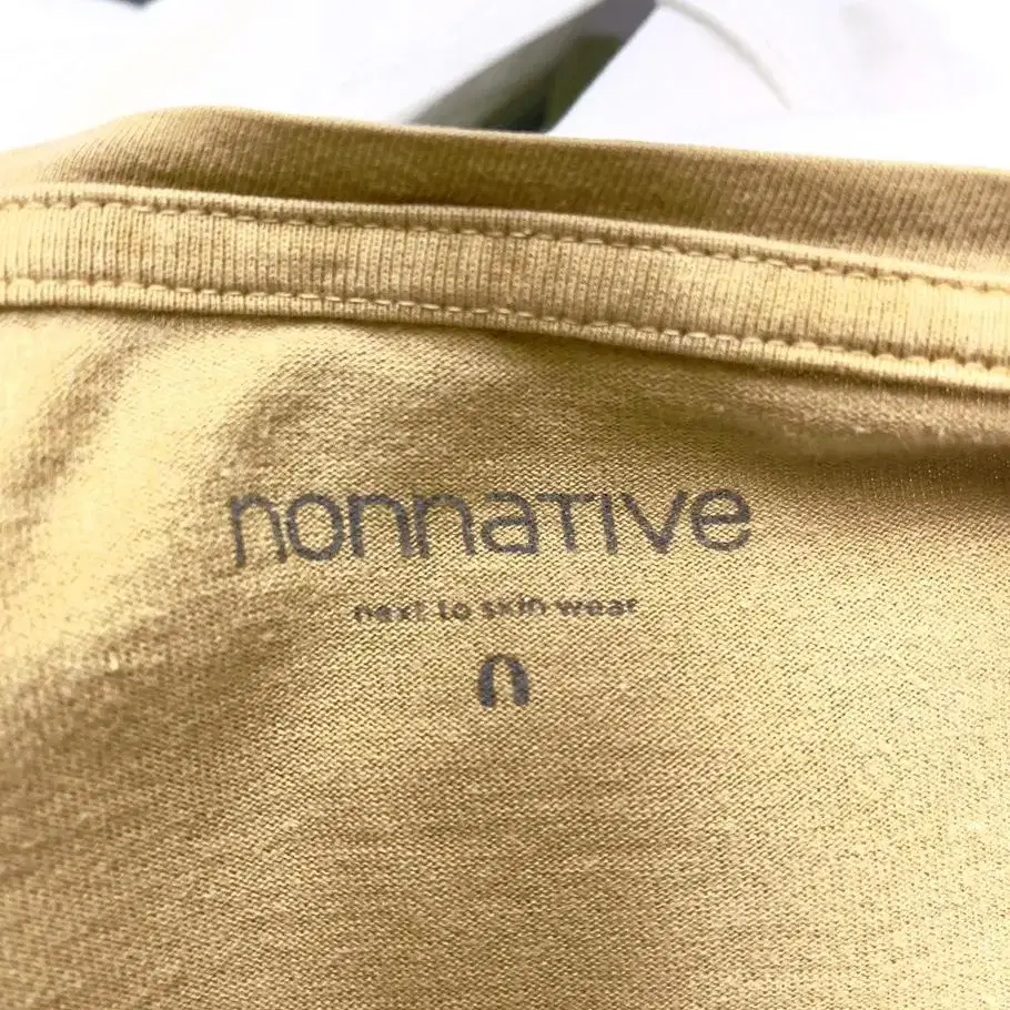 Nonnative 티셔츠