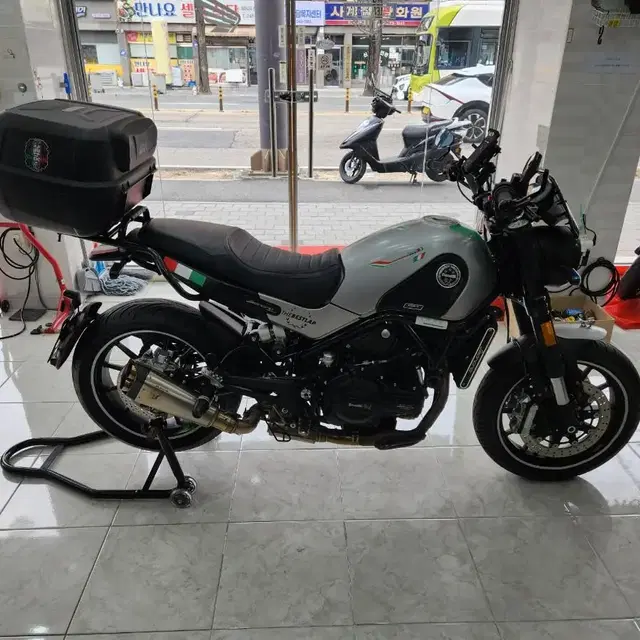 베넬리 레온치노 500cc 무사고 무꿍 무슬림