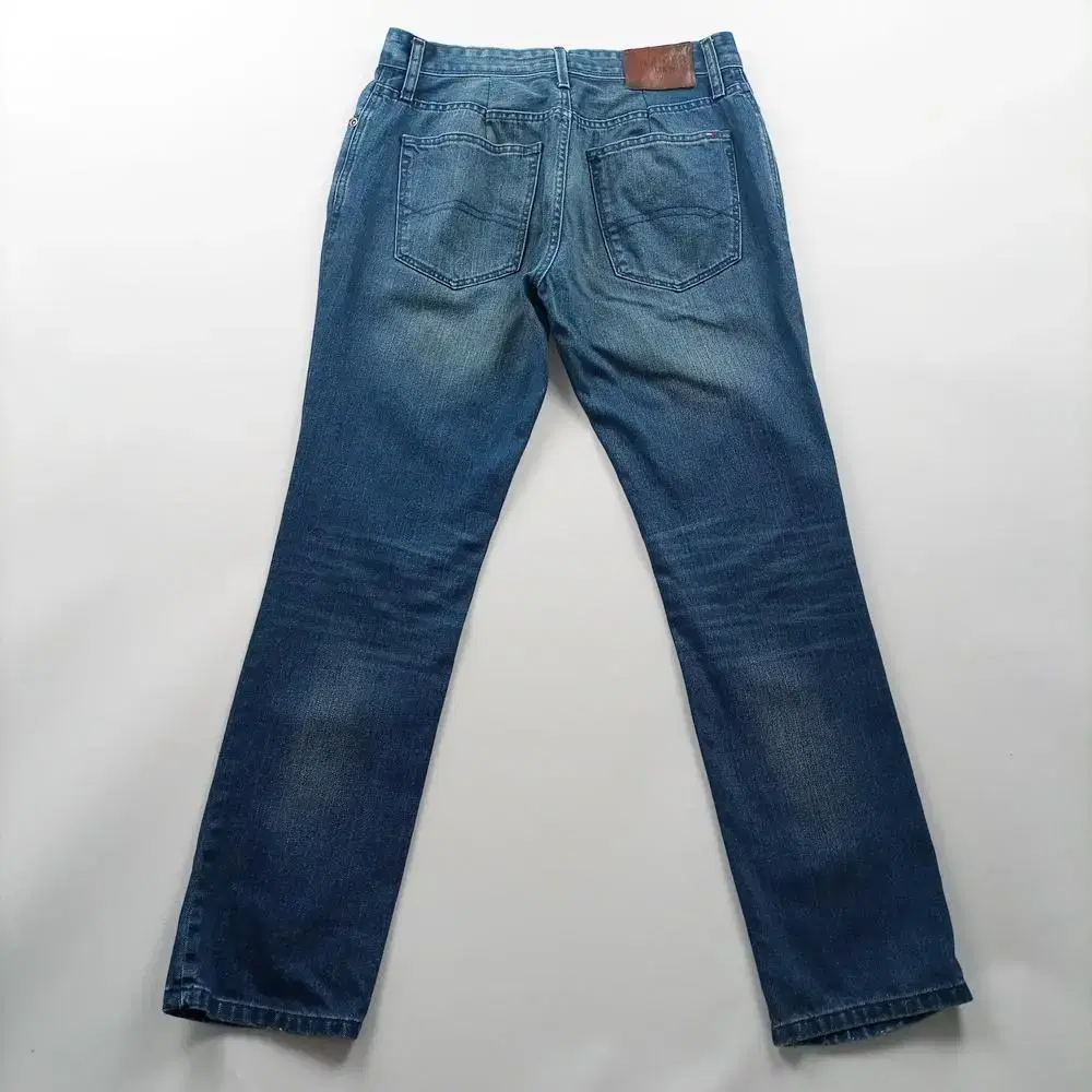 Hilfiger Denim Jeans Slim Wash Denim Vintage Size 31 X4649