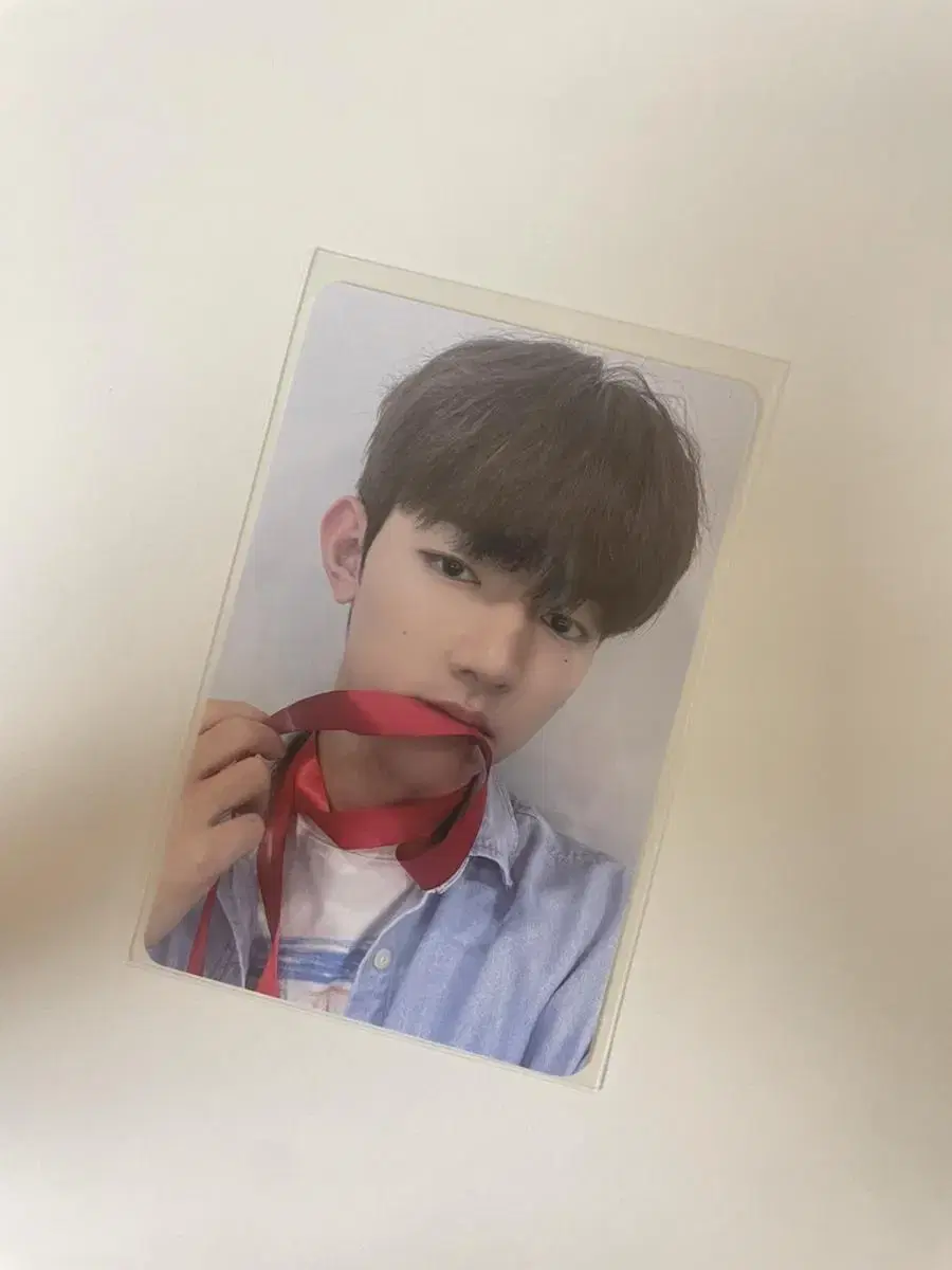 zb1 zhang hao with muu unreleased photocard wts Quick sale