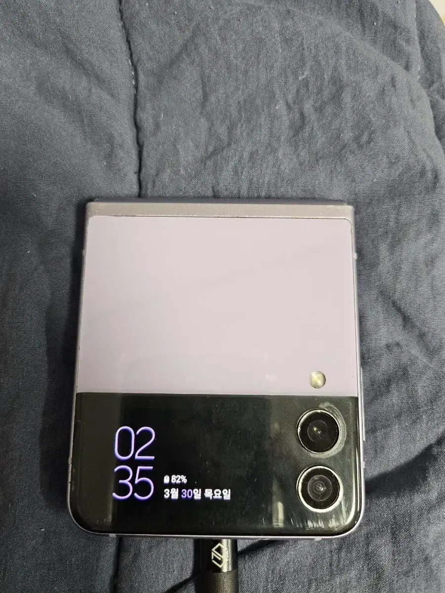 Samsung Galaxy Flip 3 LCD for parts gone