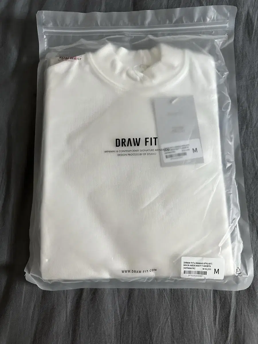 KangX Low-Fit Mock Neck Tee