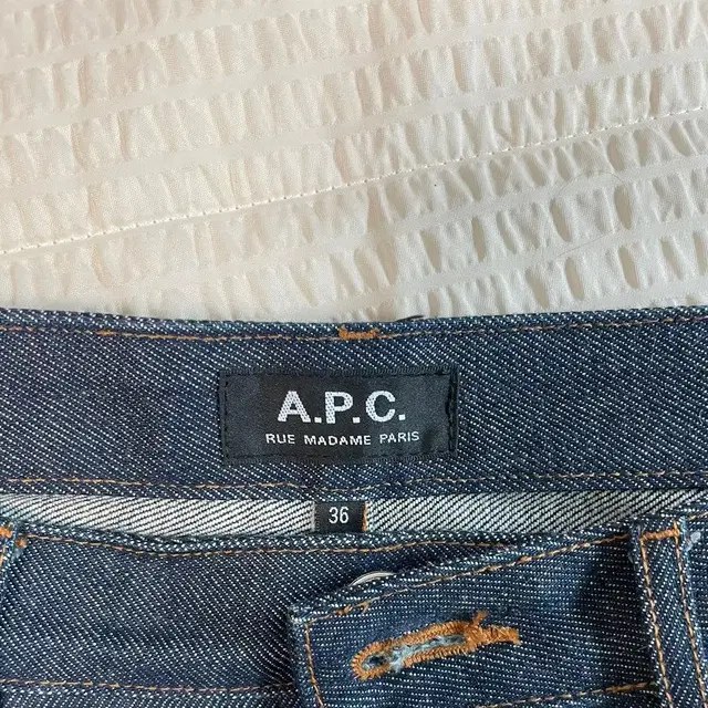 아페쎄 A.P.C 미니주페 생지 스커트 36